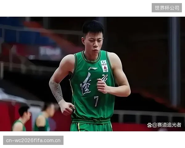 张镇麟在总决赛G3发挥全面，而广厦核心孙铭徽受困于上海队的针对性防守。